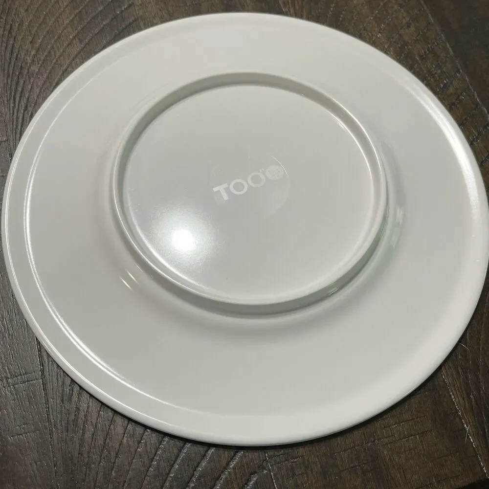 TOO by Blu Dot 4 Place Settings 8 pc - 4 Dinner Plates 4 Salad Plates Duct Tape